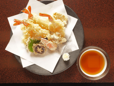Overhead angle With Tempura dipping sauce
